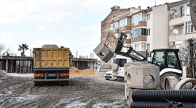 CEVATPAŞA MAHALLESİ'NDE ALTYAPI ÇALIŞMALARI ARALIKSIZ DEVAM EDİYOR