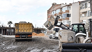 CEVATPAŞA MAHALLESİ'NDE ALTYAPI ÇALIŞMALARI ARALIKSIZ DEVAM EDİYOR