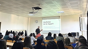 ÇOMÜ'DE FF TALKS SERİSİ SEKTÖR VE ÖĞRENCİLERİ BULUŞTURUYOR