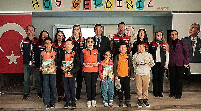 "BİR DAMLA SU, BİR DAMLA GELECEK" ETKİNLİĞİYLE ÖĞRENCİLERE SU BİLİNCİ AŞILANDI