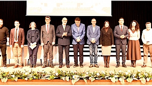 ÇOMÜ BİLİM İLETİŞİMİ OFİSİ'NDEN "DEPREM GERÇEĞİYLE YÜZLEŞMEK" PANELİ