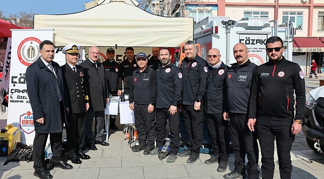 DEPREM HAFTASI'NDA AFAD STANTLARINA YOĞUN İLGİ