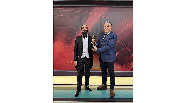 DÜNYACA ÜNLÜ YAZAR AKİF MANAF "CİNE1 BARIŞ ÖDÜLÜ"NE LAYIK GÖRÜLDÜ