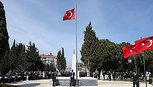 HASTANE BAYIRI ŞEHİTLİĞİ'NDE 18 MART ANMA PROGRAMI