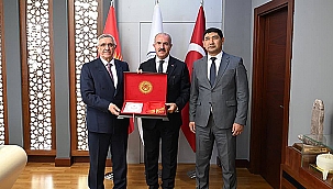 VALİ TORAMAN'DAN MANAS ÜNİVERSİTESİ'NE ZİYARET