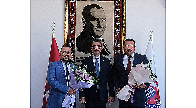  ÇAN UYGULAMALI BİLİMLER FAKÜLTESİNDE DEKANLIK DEVİR TESLİM TÖRENİ GERÇEKLEŞTİRİLDİ