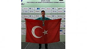 ÇOMÜ ÖĞRENCİSİ SEFA EMRE OKÇU WUSHU BRANŞINDA DÜNYA İKİNCİSİ OLDU