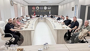 İŞ DÜNYASININ GÜNDEMİ MASAYA YATIRILDI