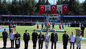 MEHMETÇİKLERDEN ANT İÇME TÖRENİ
