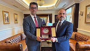 REKTÖR ERENOĞLU'NDAN İÇİŞLERİ BAKAN YARDIMCISI TURAN'A ZİYARET
