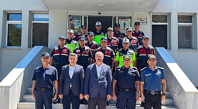 VALİ TORAMAN, BAYRAMİÇ İLÇE JANDARMA KOMUTANLIĞINI ZİYARET ETTİ