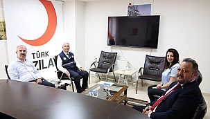 VALİ TORAMAN'DAN KIZILAY ÇANAKKALE ŞUBESİ'NE ZİYARET