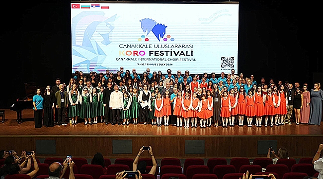  IX. ÇANAKKALE ULUSLARARASI KORO FESTİVALİ'NDE SALON KONSERLERİ İLGİ GÖRDÜ