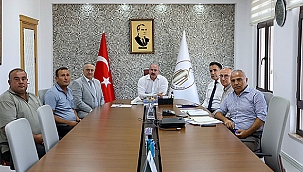VALİ TORAMAN BAŞKANLIĞINDA İL ÖZEL İDARESİ DEĞERLENDİRME TOPLANTISI YAPILDI