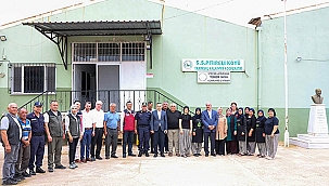 VALİ TORAMAN PITIRELİ KÖYÜ'NDE ÜRETİCİLERLE BULUŞTU