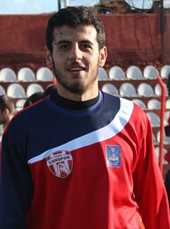 Emrah Yuvadan Uçtu